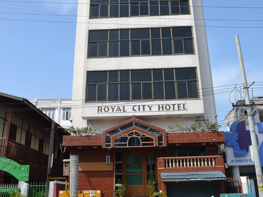 Royal City Hotel Mandalay Bagian luar foto