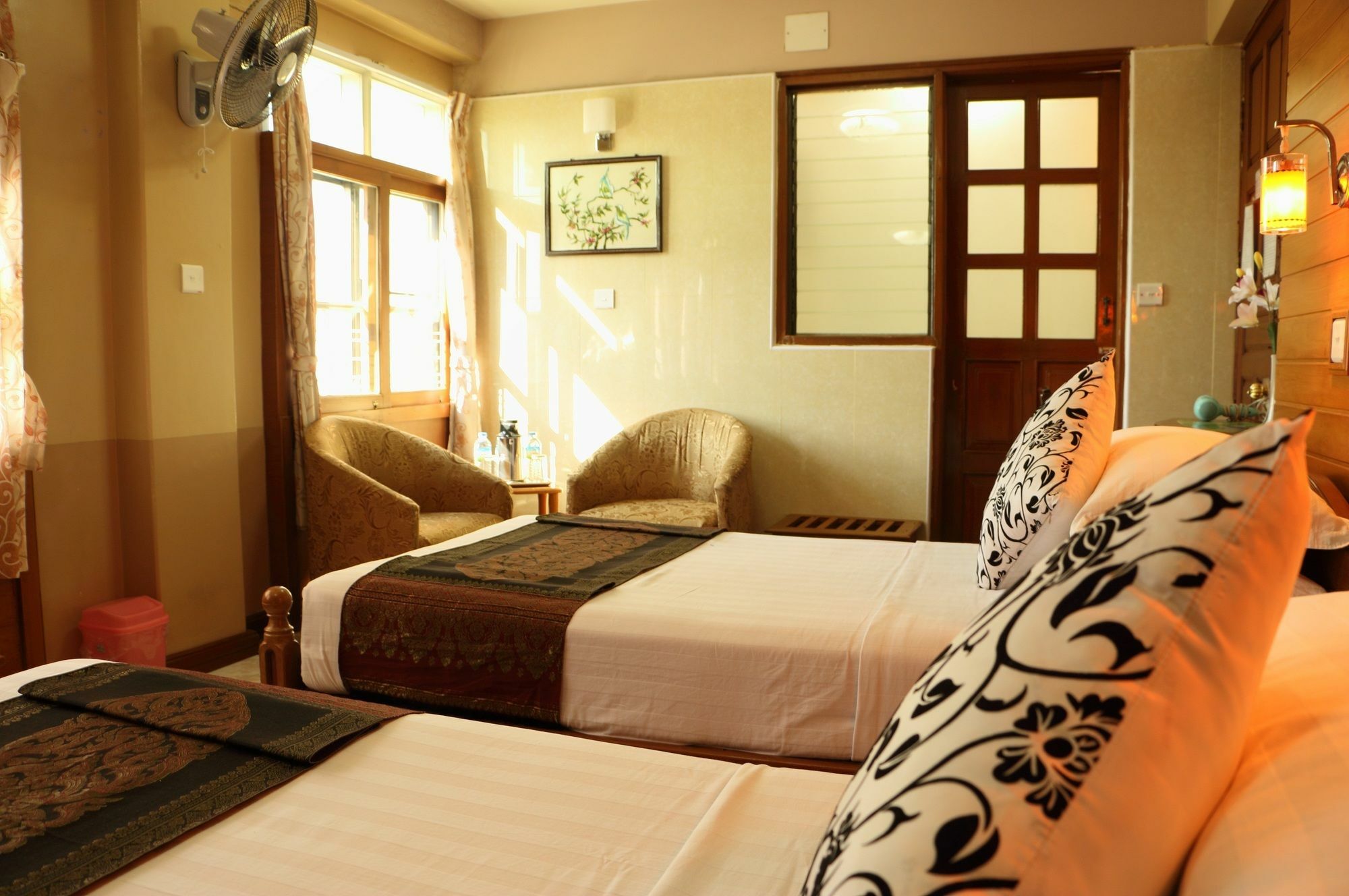 Royal City Hotel Mandalay Bagian luar foto