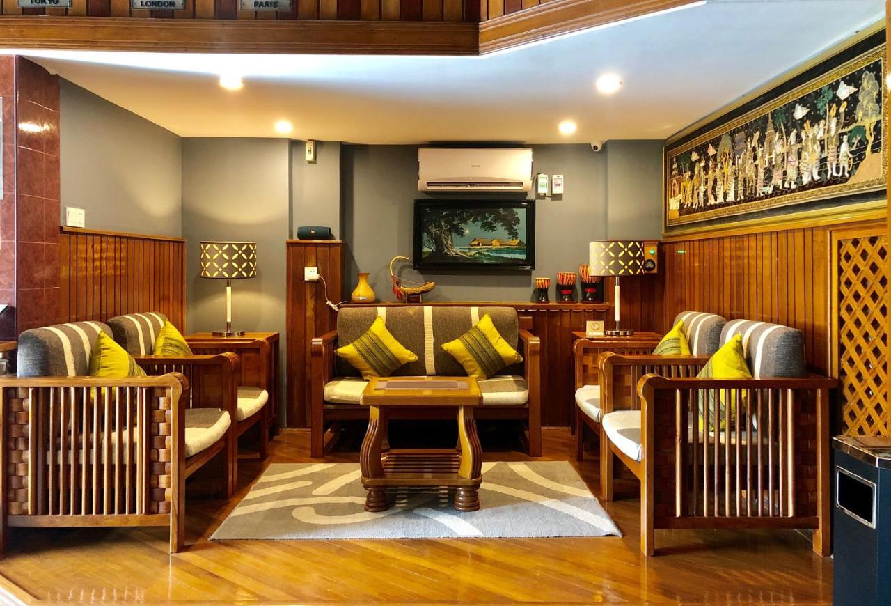 Royal City Hotel Mandalay Bagian luar foto