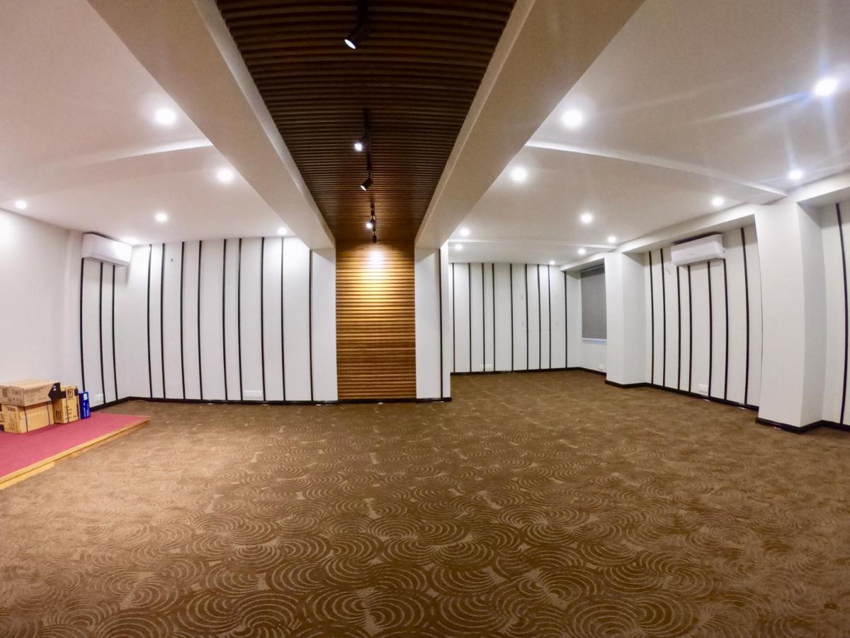 Royal City Hotel Mandalay Bagian luar foto